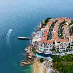 심천에서 머무는 곳 : Food Circle vs Seaside Sanctuaries