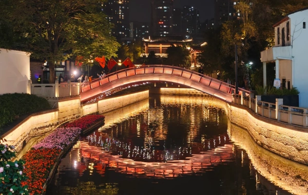 Yongqingfang: Un modèle de régénération urbaine de Xiguan Old Alley à 