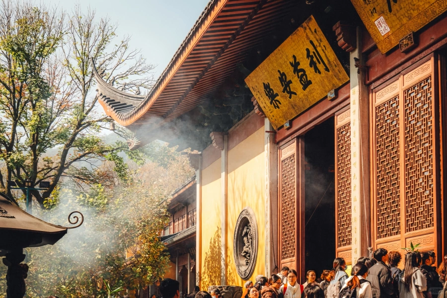 Temple de Lingyin: Pèlerinage de l'endroit où le pic de la Vulture s'envole vers le temple ancestral d'un bouddhisme Zen millénaire-2