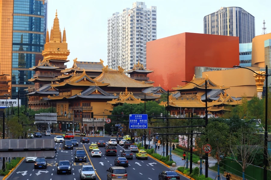Temple de Jing'an: Voyage millénaire de la tutelle de l'ancien temple de Chiwu à une forêt urbaine Zen