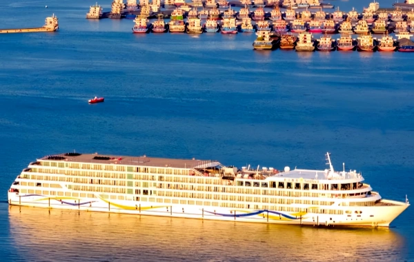 Visite nocturne de la rivière Chongqing Yangtze : une rivière étoilée qui coule sur le dos de la ville de montagne-3