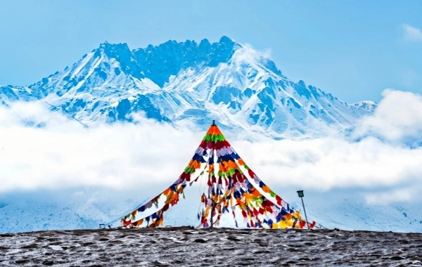 Les montagnes de Qilian: un miracle écologique— D'un 