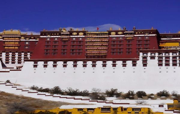 El Palacio de Potala: Un viaje al Santuario de Nieve en el 