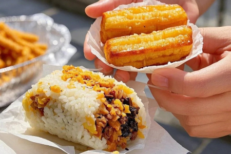 Shanghai Food Menu in Chinese and English: A Culinary Travel Guide