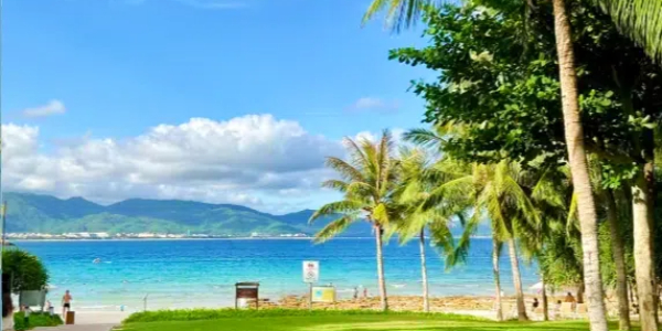 1741148035789.jpg Yalong Bay.jpg