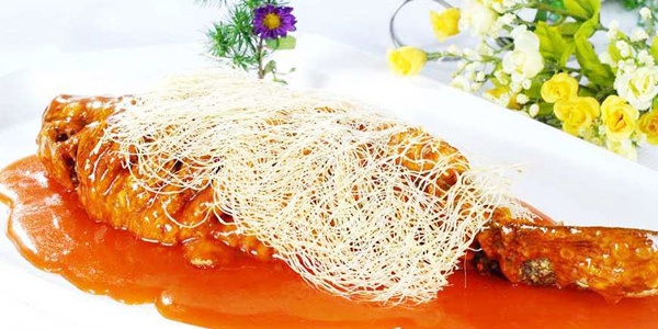 Carp with Crispy Noodles .jpg