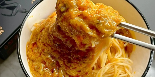 1741335553871.jpg Crab roe noodles,must-try food in suzhou.jpg