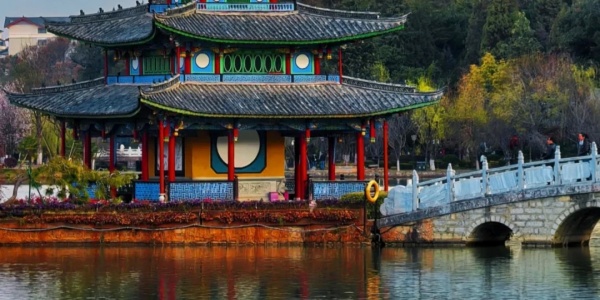 Black Dragon Pond Park,lijiang yunnan.jpg