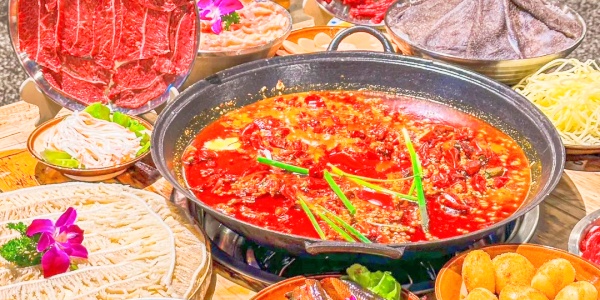 1742275764731.jpg chengdu hot pot.jpg