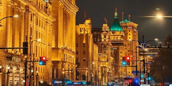 1743473871279.jpg the bund.jpg