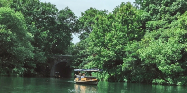 1743565694707.jpg West Lake..jpg