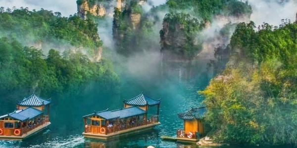 What is Zhangjiajie China known for,Zhangjiajie tour,China tours,tickets fees.jpg