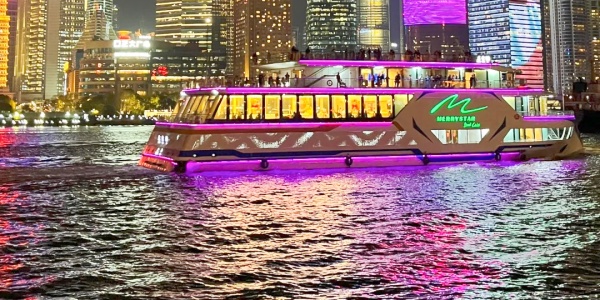 1744601496510.jpg shanghai,china,disney,huangpu river.jpg