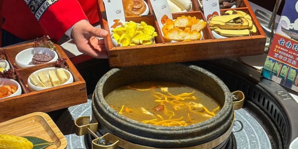 1745558984257.jpg foodie.jpg