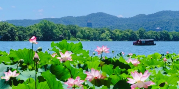 1745897049641.jpg West Lake1.jpg