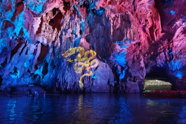 Palais du Dragon : Voyage au musée souterrain du Karst et au légendaire Palais du Dragon sous le ciel