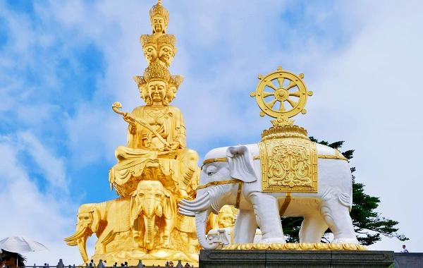 4-Day Chengdu Emei Leshan Tour