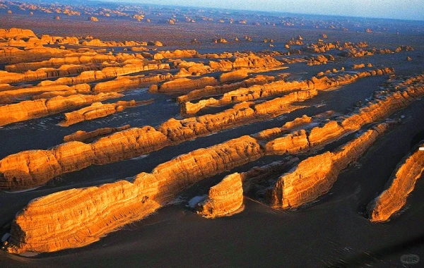 4 Tage Dunhuang Jiayu Pass Zhangye Silk Road Tour