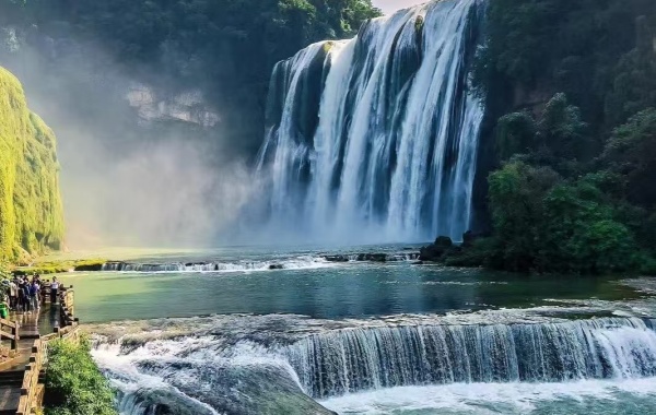 Shanghai Zhangjiajie Guiyang Chongqing 10-tägige Tour